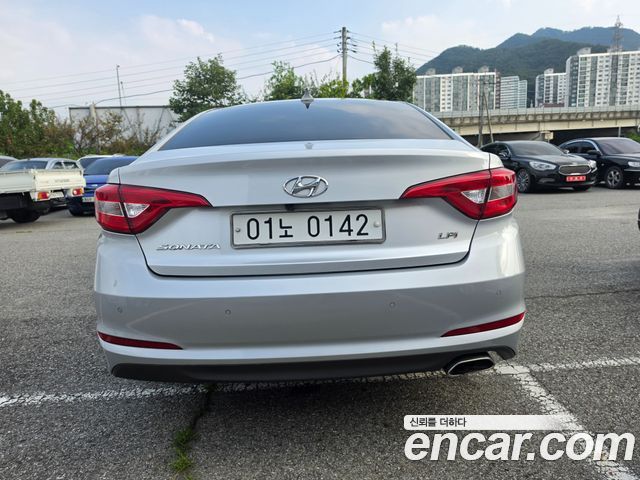 Hyundai Sonata LPI Smart — пробег 186 386 км — фото 4 из 5
