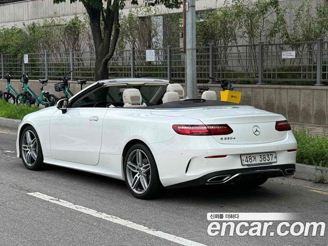 Mercedes-Benz E-Class E220d Cabriolet — пробег 53 000 км — фото 3 из 5