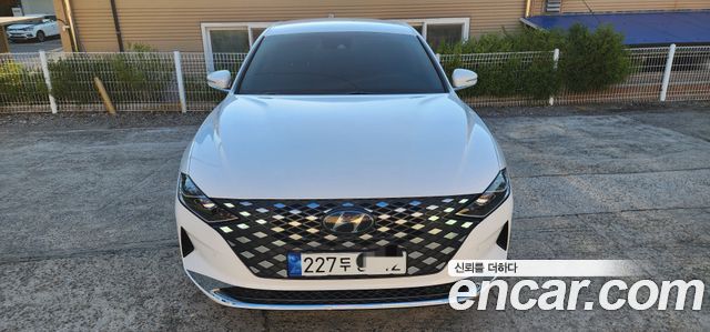 Hyundai Grandeur 3.0 LPi (Taxi) Deluxe VIP Pack — пробег 67 800 км — фото 3 из 5