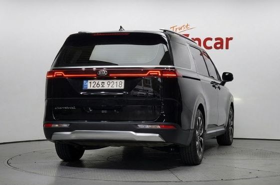 Kia Carnival Diesel 9-Seater Noblesse — пробег 69 821 км — фото 4 из 5