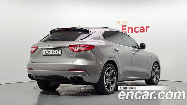 Maserati Levante 3.0 Diesel AWD Sport — пробег 128 793 км — фото 2 из 5