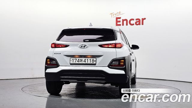 Hyundai Kona из Кореи Encar