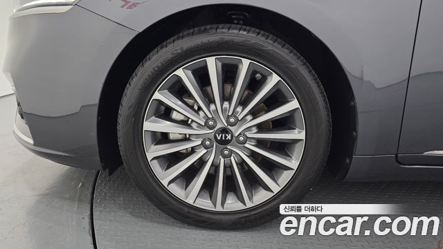 Kia K7 из Кореи Encar