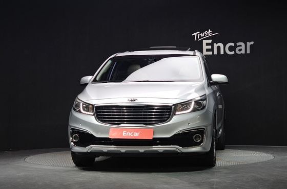Kia Carnival 9-seater Prestige — пробег 183 545 км — фото 3 из 5