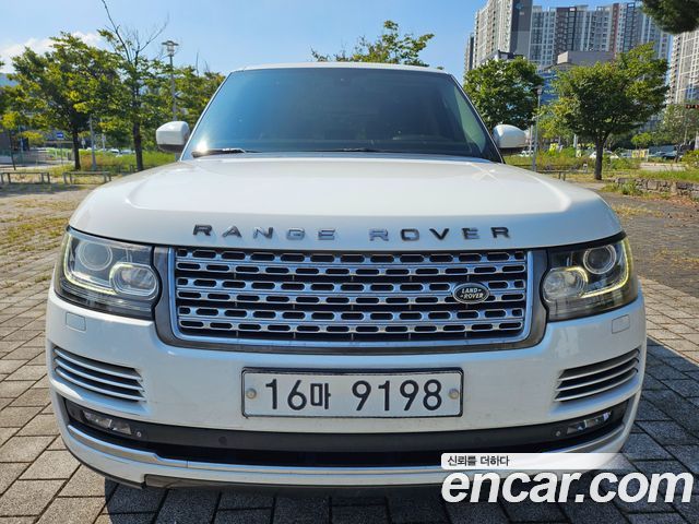 Land Rover Range Rover 4.4 SDV8 Vogue SE DIESEL — пробег 156 992 км — фото 1 из 5