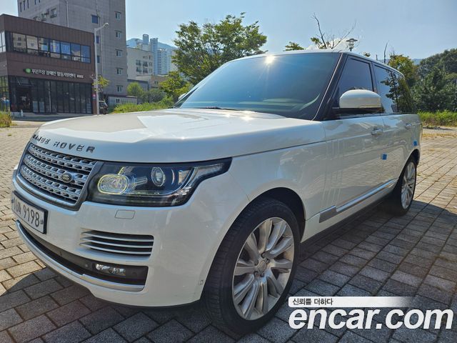Land Rover Range Rover 4.4 SDV8 Vogue SE DIESEL — пробег 156 992 км — фото 2 из 5