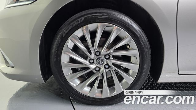 Lexus ES из Кореи Encar