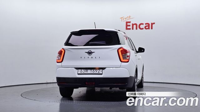 Ssangyong TIBOLI из Кореи Encar