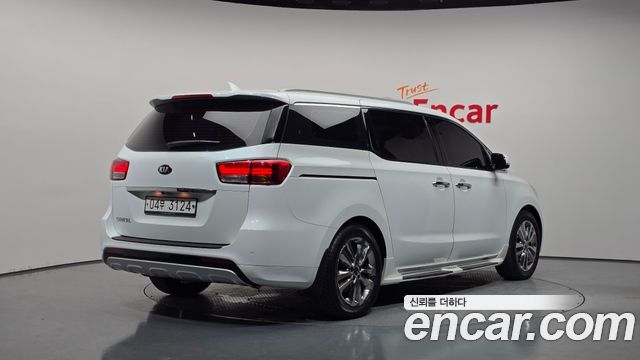 Kia Carnival из Кореи Encar