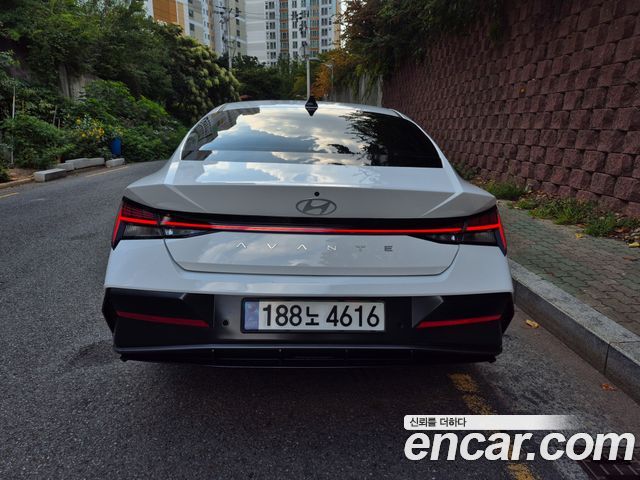 Hyundai AVANTE Inspiration — пробег 12 000 км — фото 4 из 5