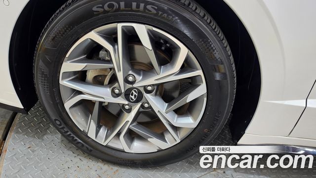 Hyundai Sonata 2.0 Premium Plus — пробег 25 158 км — фото 5 из 5