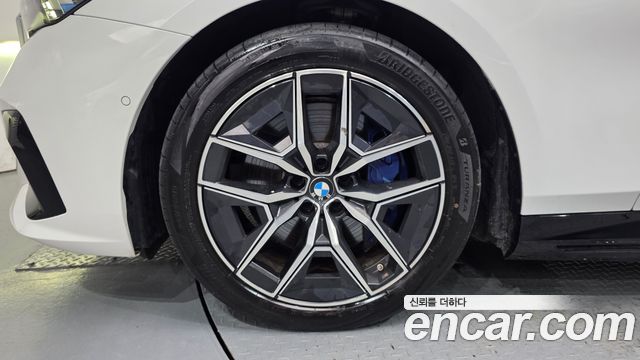 BMW i5 из Кореи Encar