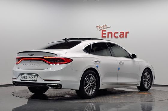 Hyundai Grandeur 2.4 Premium — пробег 77 021 км — фото 2 из 5