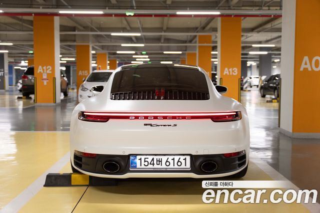 Porsche 911 Carrera S — пробег 24 500 км — фото 4 из 5