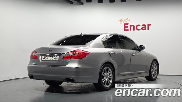 Hyundai Genesis из Кореи Encar