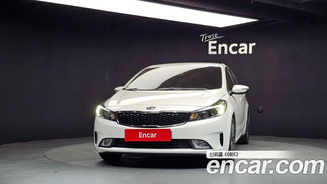 Kia K3 из Кореи Encar
