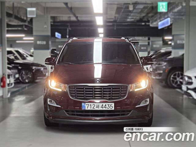 Kia Carnival из Кореи Encar