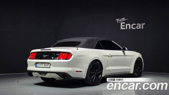 Ford Mustang Convertible — пробег 130 718 км — фото 2 из 5
