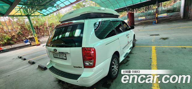 Kia Carnival New Carnival Limousine President — пробег 238 000 км — фото 2 из 5