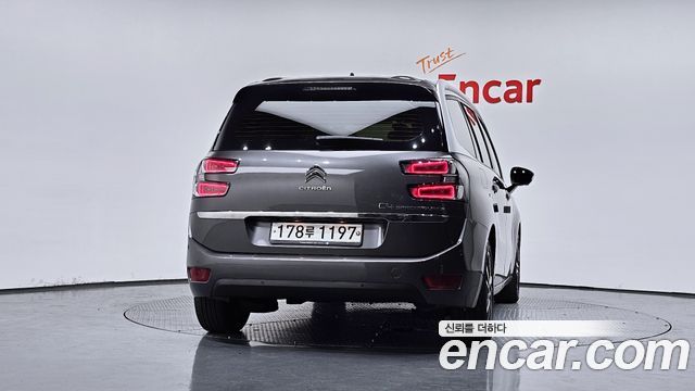 Citroen-DS C4 SpaceTourer 1.5 BlueHDi Shine — пробег 56 635 км — фото 4 из 5