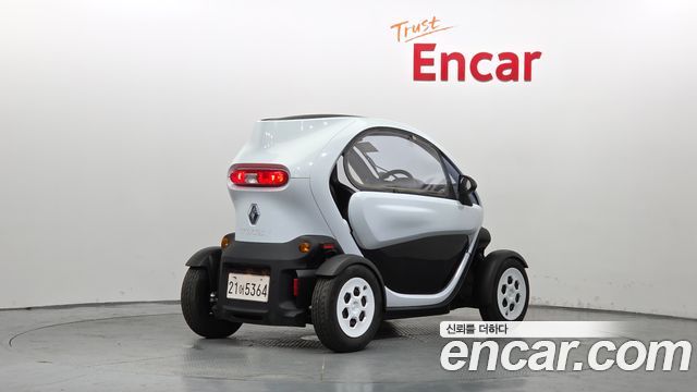 Renault (Samsung) Twizy Life(2-Seater) — пробег 28 км — фото 2 из 5