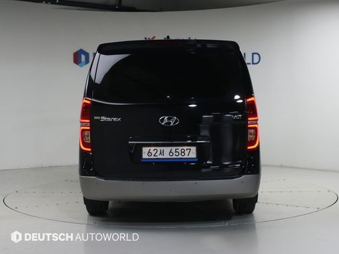 Hyundai Starex Urban 9-Seater Exclusive — пробег 120 722 км — фото 4 из 5