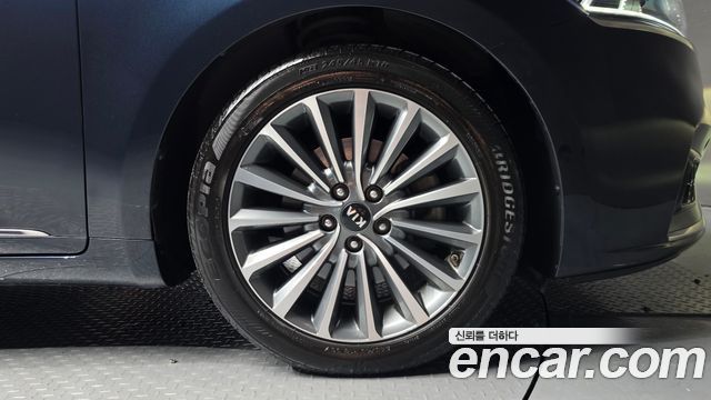 Kia K7 из Кореи Encar