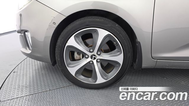 Kia Carens из Кореи Encar