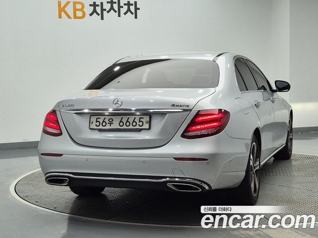 Mercedes-Benz E-Class E300 4MATIC AV Intelligent Drive — пробег 245 327 км — фото 2 из 5