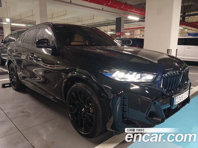 BMW X6 xDrive40i M Sport — пробег 521 км — фото 3 из 5