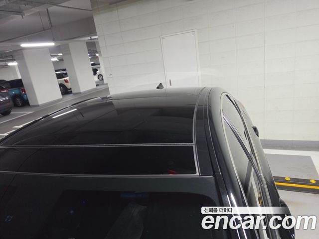 Hyundai Genesis из Кореи Encar