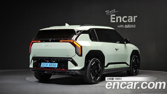 Kia EV3 из Кореи Encar