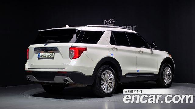 Ford Explorer 2.3 LimIted 4WD — пробег 33 566 км — фото 2 из 5