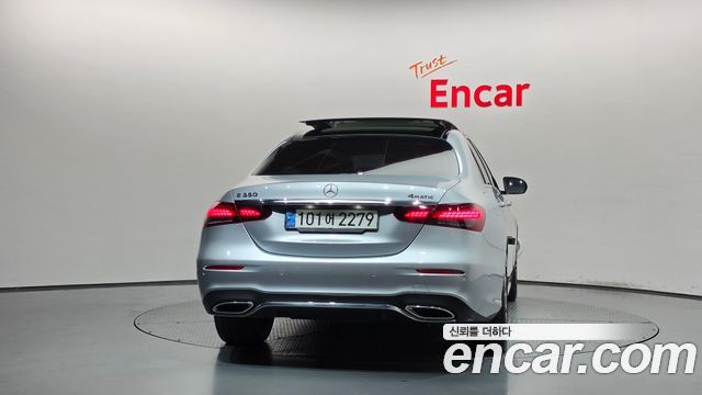 Mercedes-Benz E-Class из Кореи Encar