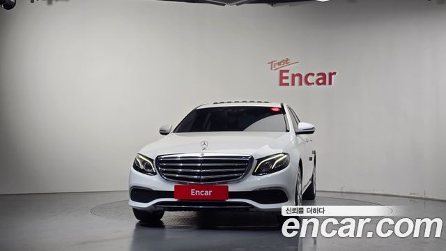 Mercedes-Benz E-Class из Кореи Encar