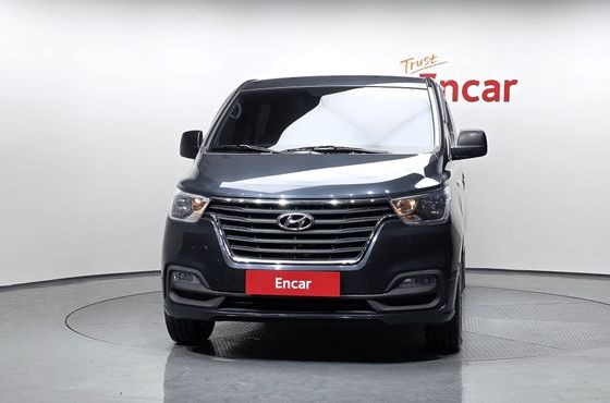 Hyundai Starex Urban 9-Seater Premium — пробег 170 401 км — фото 3 из 5