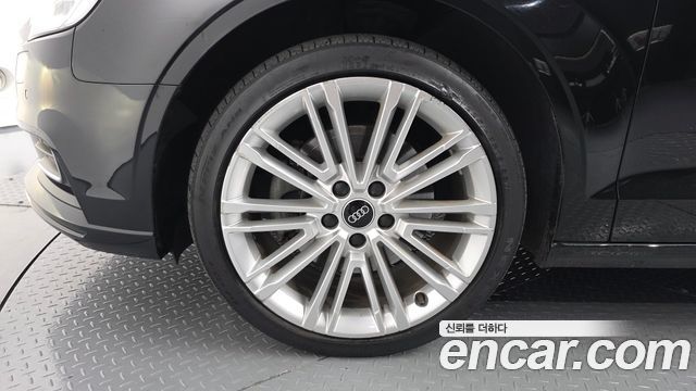 Audi A3 из Кореи Encar
