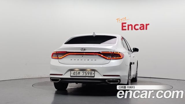 Hyundai Grandeur из Кореи Encar