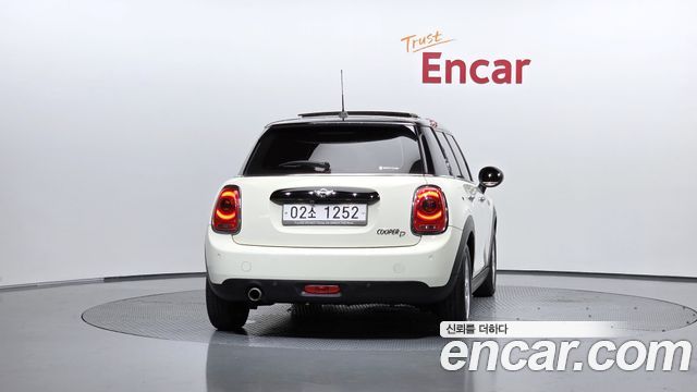 Mini Cooper из Кореи Encar
