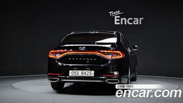 Hyundai Grandeur из Кореи Encar