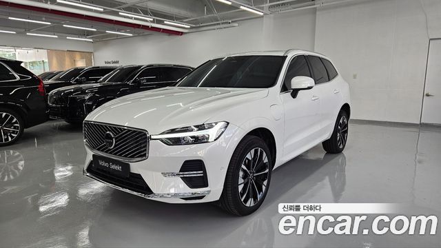 Volvo XC60 T8 Ultra Bright — пробег 5 118 км — фото 1 из 5