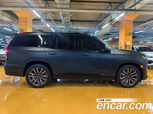 Cadillac Escalade 6.2 Sports Platinum — пробег 13 900 км — фото 3 из 5