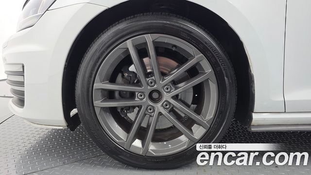 Volkswagen Golf из Кореи Encar