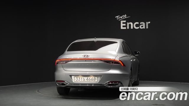 Hyundai Grandeur Premium — пробег 138 570 км — фото 4 из 5
