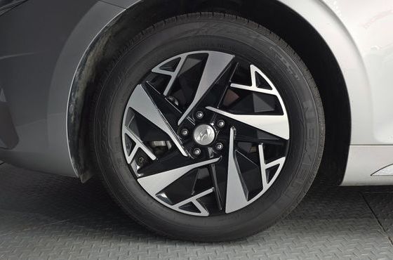 Hyundai Grandeur Premium — пробег 138 570 км — фото 5 из 5