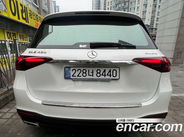 Mercedes-Benz GLE-Class GLE450 4MATIC AMG Line — пробег 4 454 км — фото 3 из 5