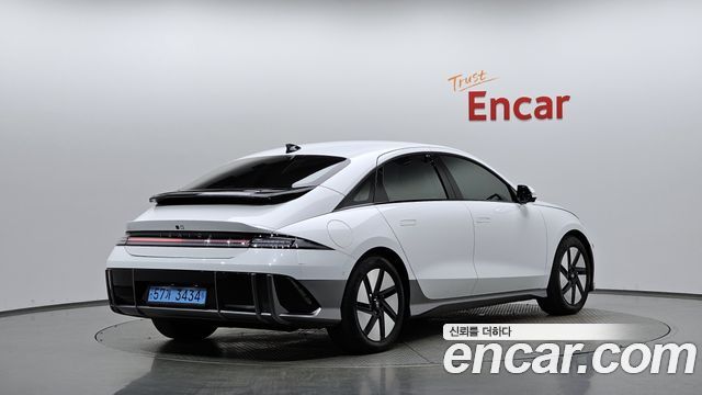 Hyundai Ioniq6 Long Range Exclusive + — пробег 39 785 км — фото 2 из 5