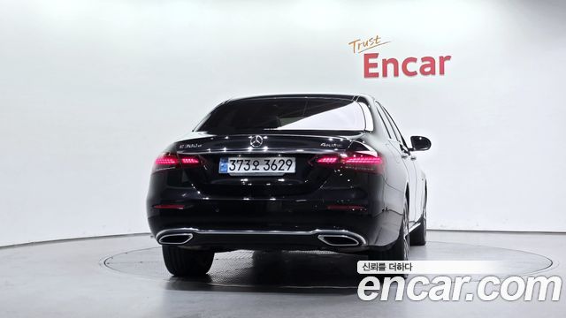 Mercedes-Benz E-Class из Кореи Encar