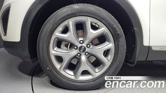 Kia Sorento Diesel 2.0 2WD Luxury — пробег 118 751 км — фото 5 из 5