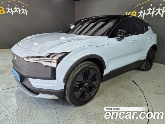 Volvo EX30 Performance Ultra — пробег 5 535 км — фото 3 из 5